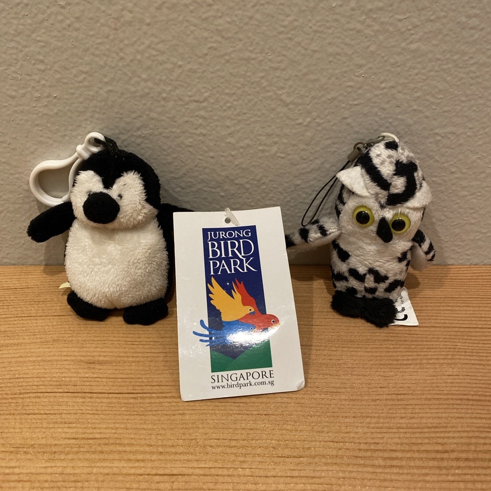 Jurong Bird Park Keychain Penguin Owl Limited Edition‎